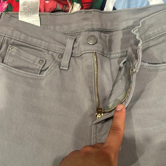 Levi’s Jeans - Picture 2 of 4